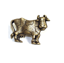 Emenee OR253 Cow facing Right Cabinet Knob shown in Matte Antique Brass (ABR)