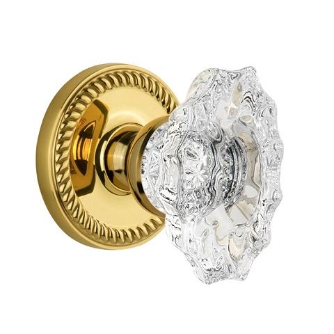 Grandeur Biarritz Crystal Door Knob Set with Newport Rose Polished Brass 