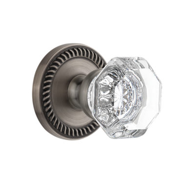 Grandeur Chambord Knob with Newport Rose Antique Pewter