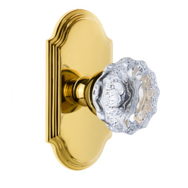 Grandeur Fontainebleau Door Knob Set with Arc Short Plate Lifetime Polished Brass