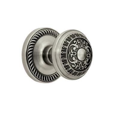 Grandeur Windsor Knob with Newport Rose Antique Pewter 