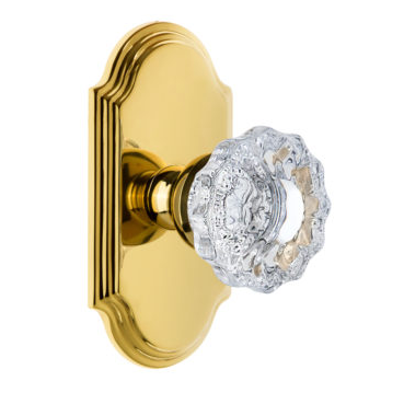 Grandeur Versailles Door Knob Set with Arc Short Plate Polished Brass