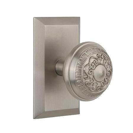 Nostalgic Warehouse Studio Plate with Egg and Dart Knob Satin Nickel 